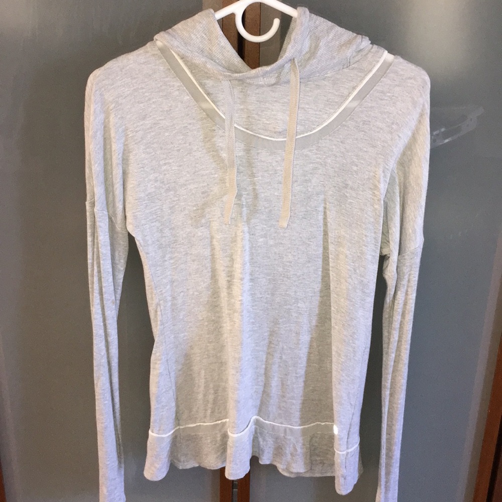 Alo Yoga hoodie